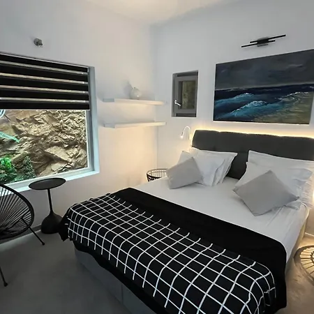 Semesterbostad Meli *